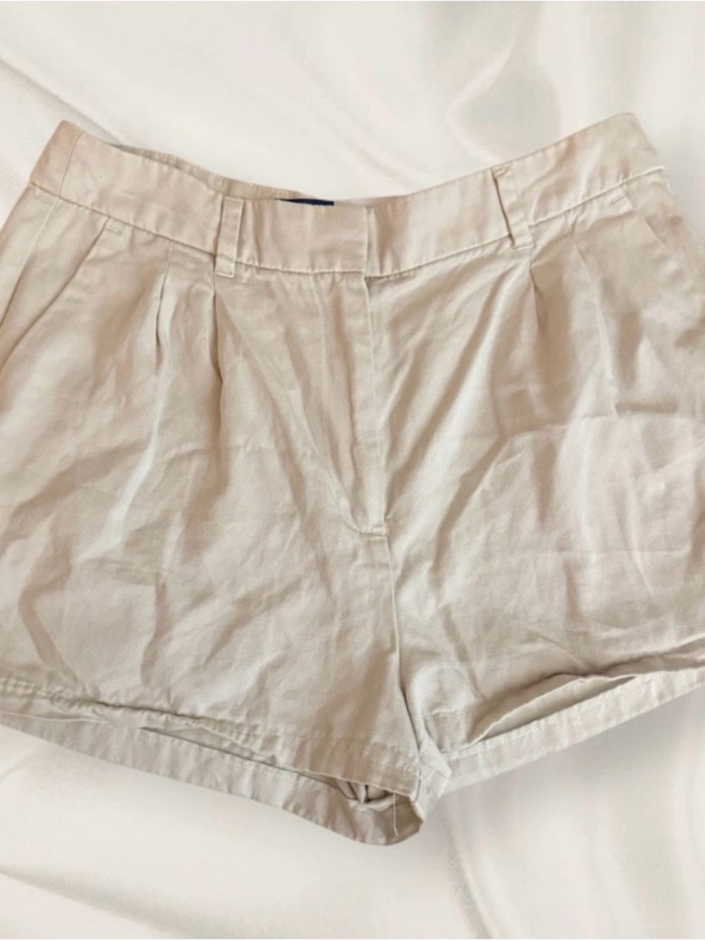 Old Navy Tailored Cream High-Waist Shorts